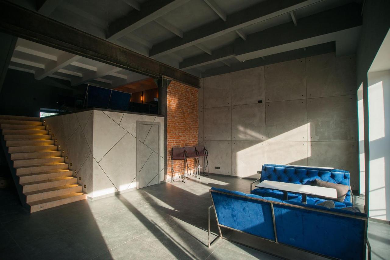Si-Yo Hostel Uzhhorod Luaran gambar