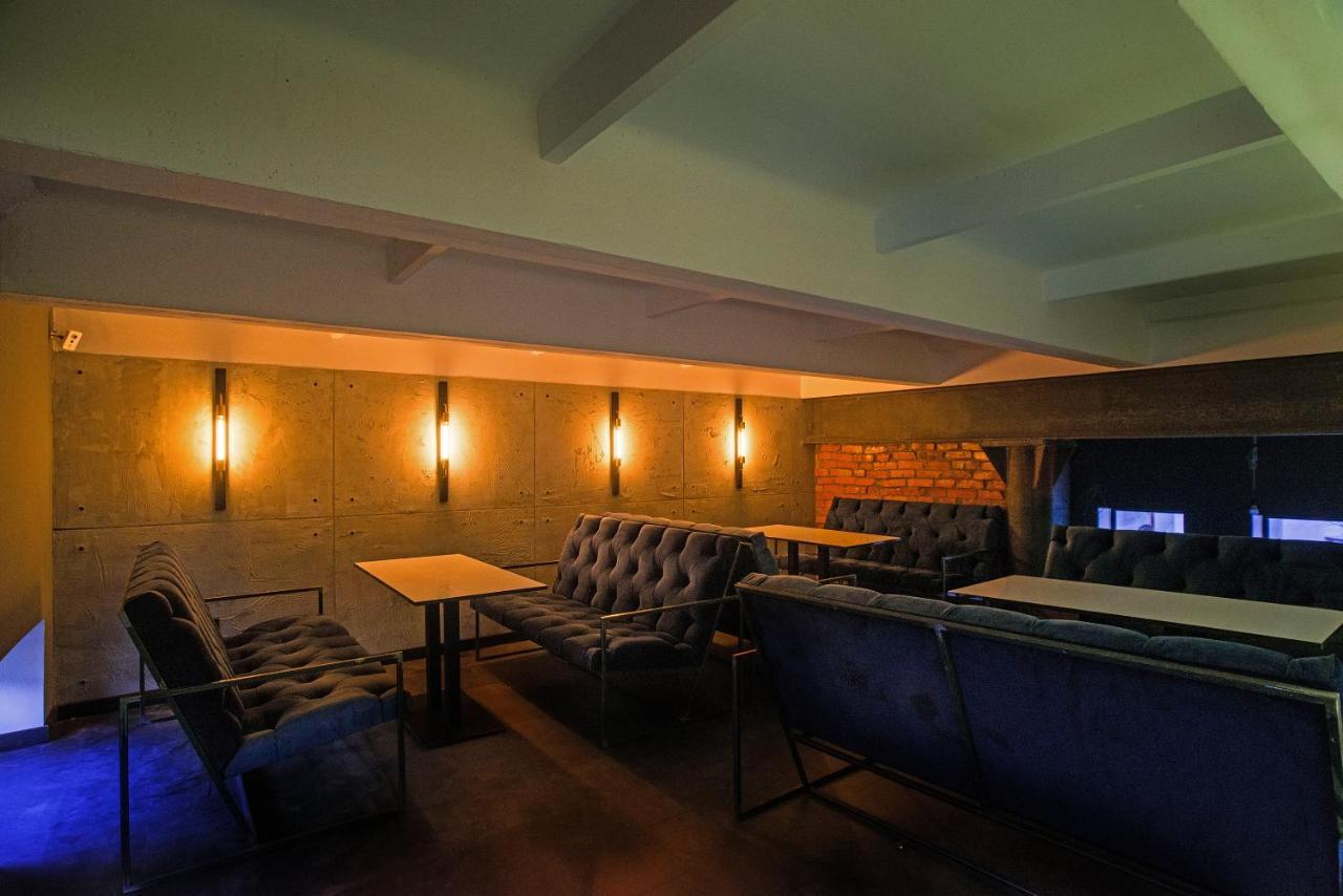 Si-Yo Hostel Uzhhorod Luaran gambar