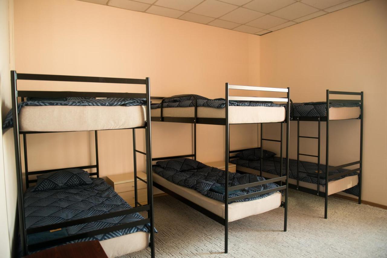 Si-Yo Hostel Uzhhorod Luaran gambar